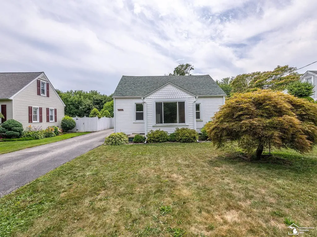 6243 Dallas Road Monroe Charter Township MI 48161
