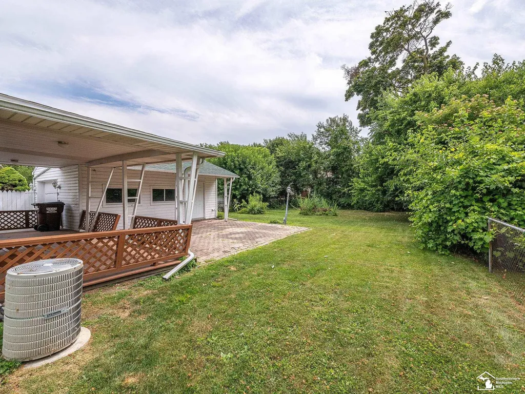 6243 Dallas Road Monroe Charter Township MI 48161