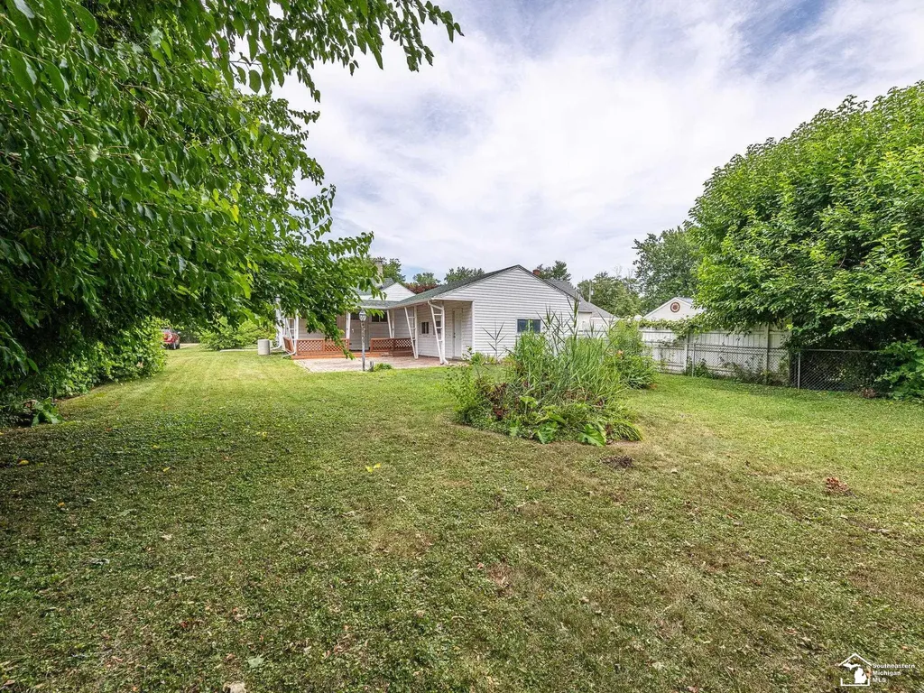 6243 Dallas Road Monroe Charter Township MI 48161