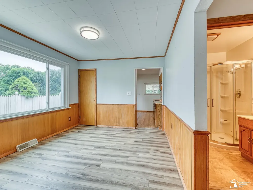 6243 Dallas Road Monroe Charter Township MI 48161