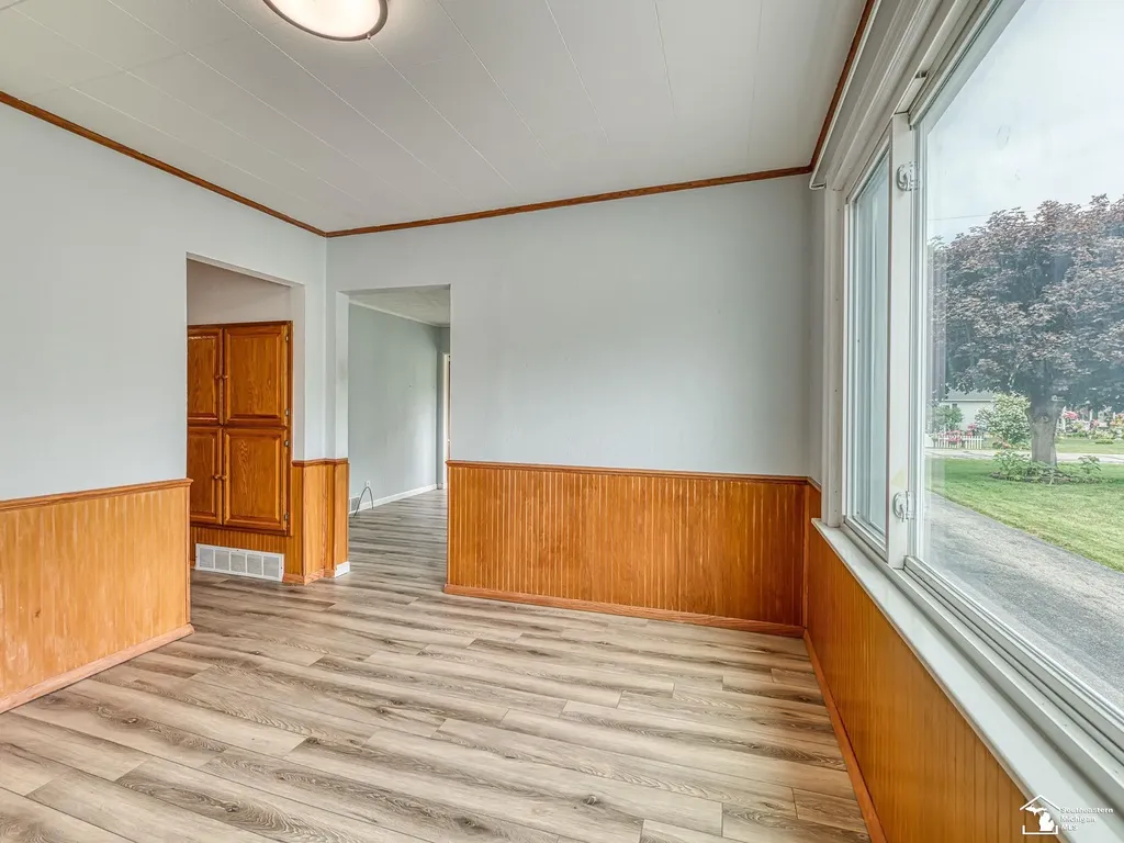 6243 Dallas Road Monroe Charter Township MI 48161