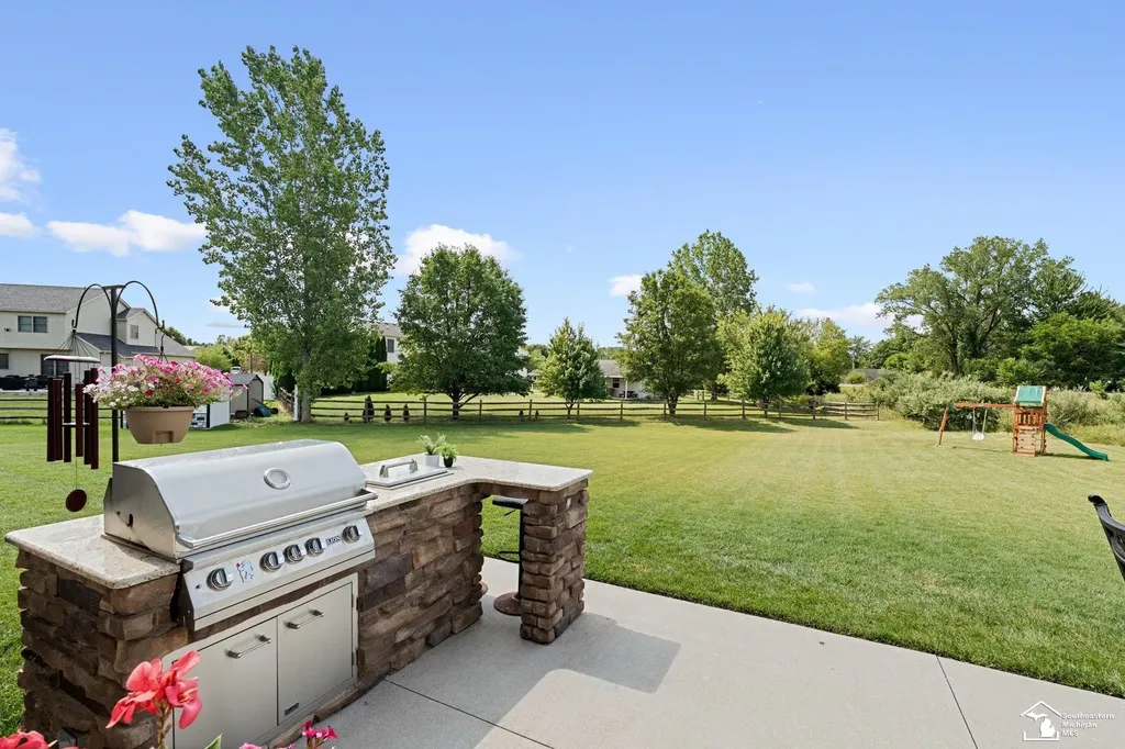 9275 Village Meadows Drive Bedford Township MI 48182