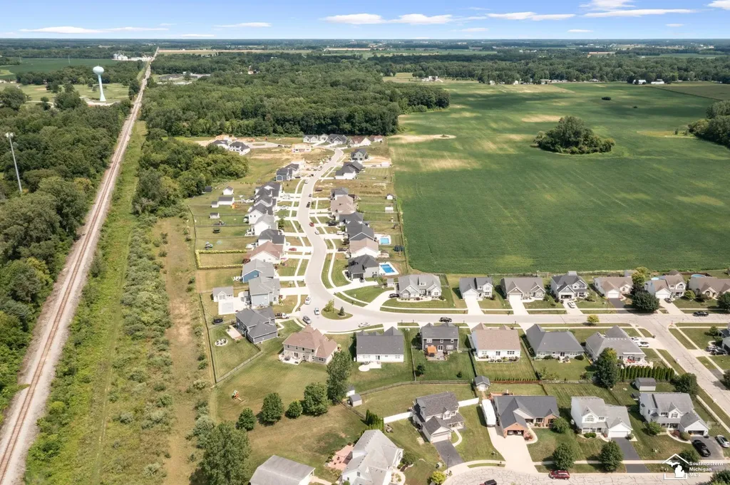 9275 Village Meadows Drive Bedford Township MI 48182