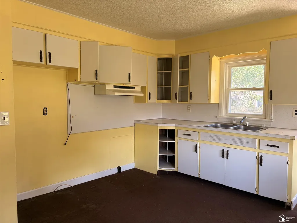 3758 N Dixie Highway Frenchtown Township MI 48162