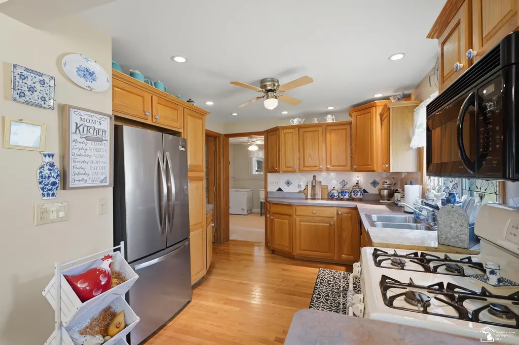 26396 Sibley Road Brownstown Charter Township MI 48174