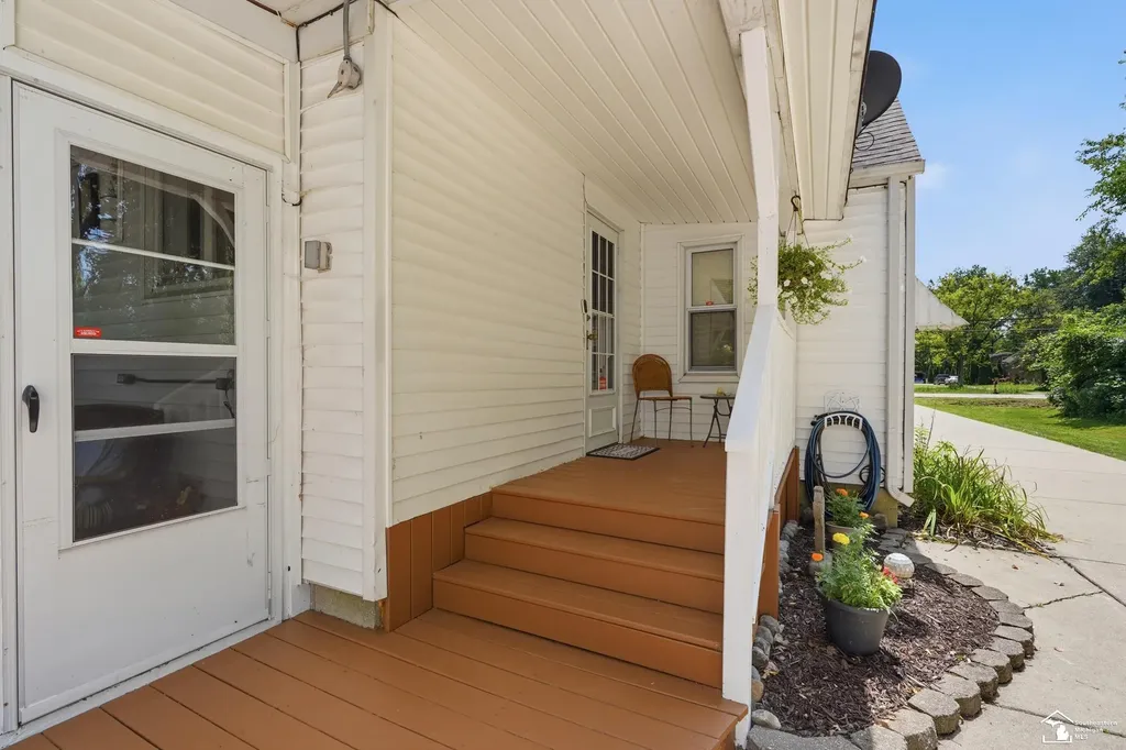 26396 Sibley Road Brownstown Charter Township MI 48174