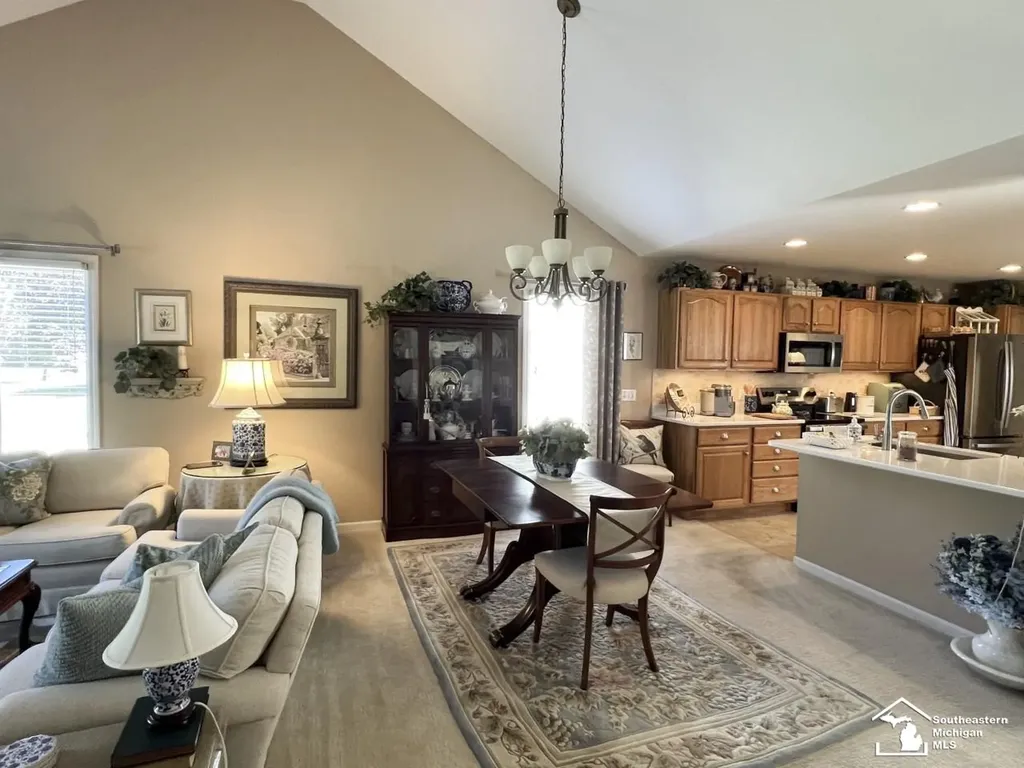 1644 Spruce Court Bedford Township MI 48182