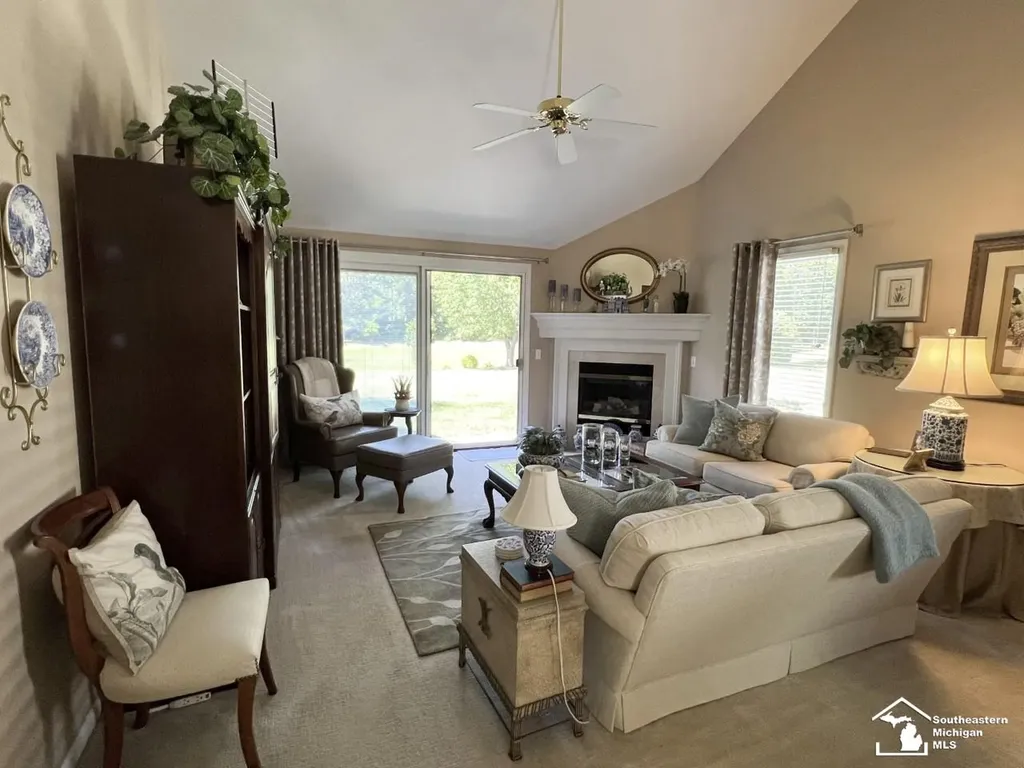 1644 Spruce Court Bedford Township MI 48182
