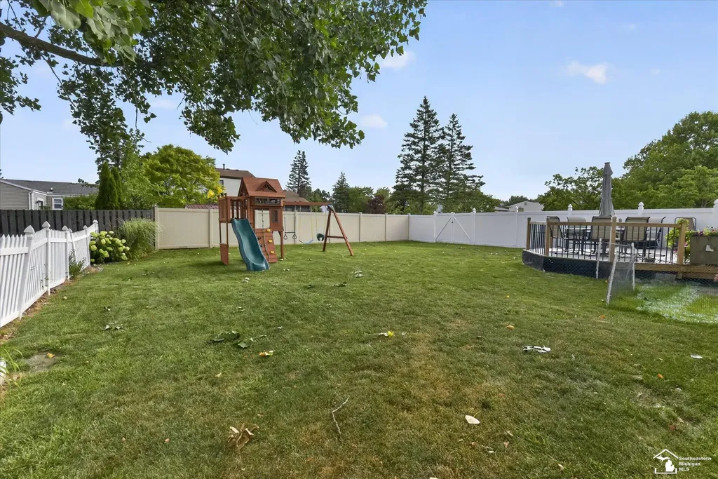 43616 Lotus Drive Canton Charter Township MI 48188