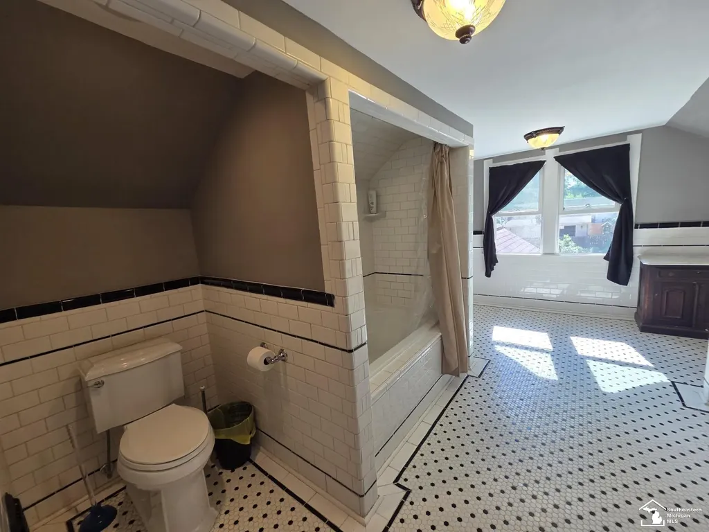206 Jipson Street Blissfield Village MI 49228