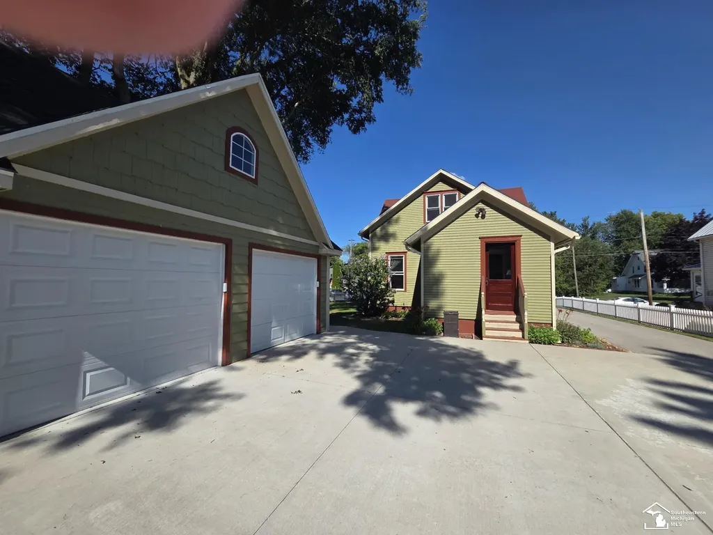 206 Jipson Street Blissfield Village MI 49228