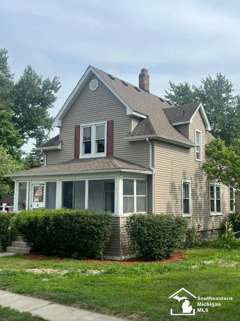 611 Monroe Street Ash Township MI 48117