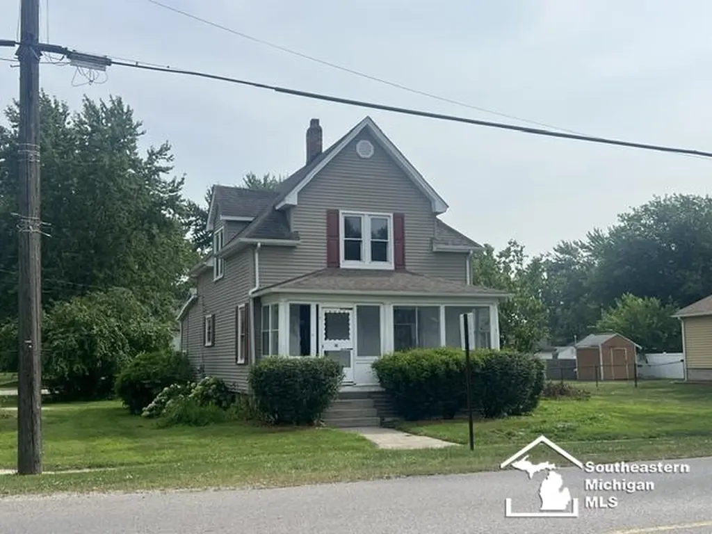 611 Monroe Street Ash Township MI 48117