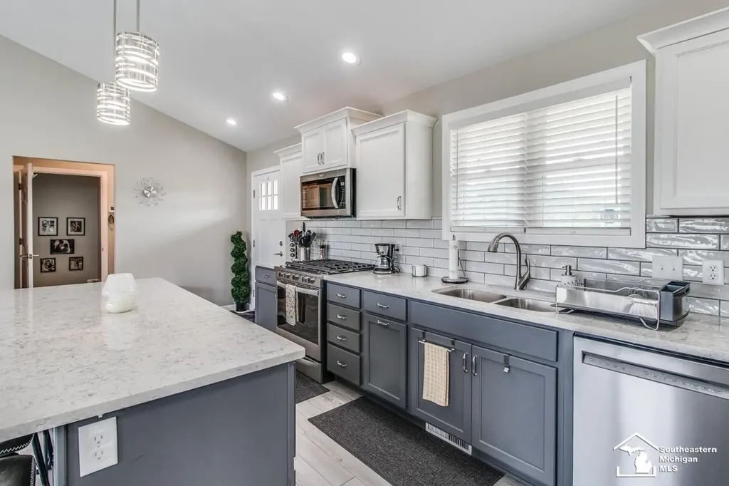 11795 Quail Run Leroy Township MI 49015