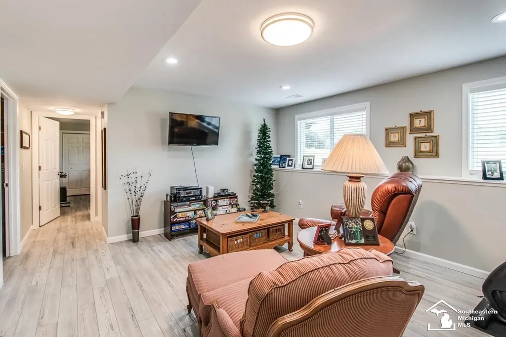 11795 Quail Run Leroy Township MI 49015
