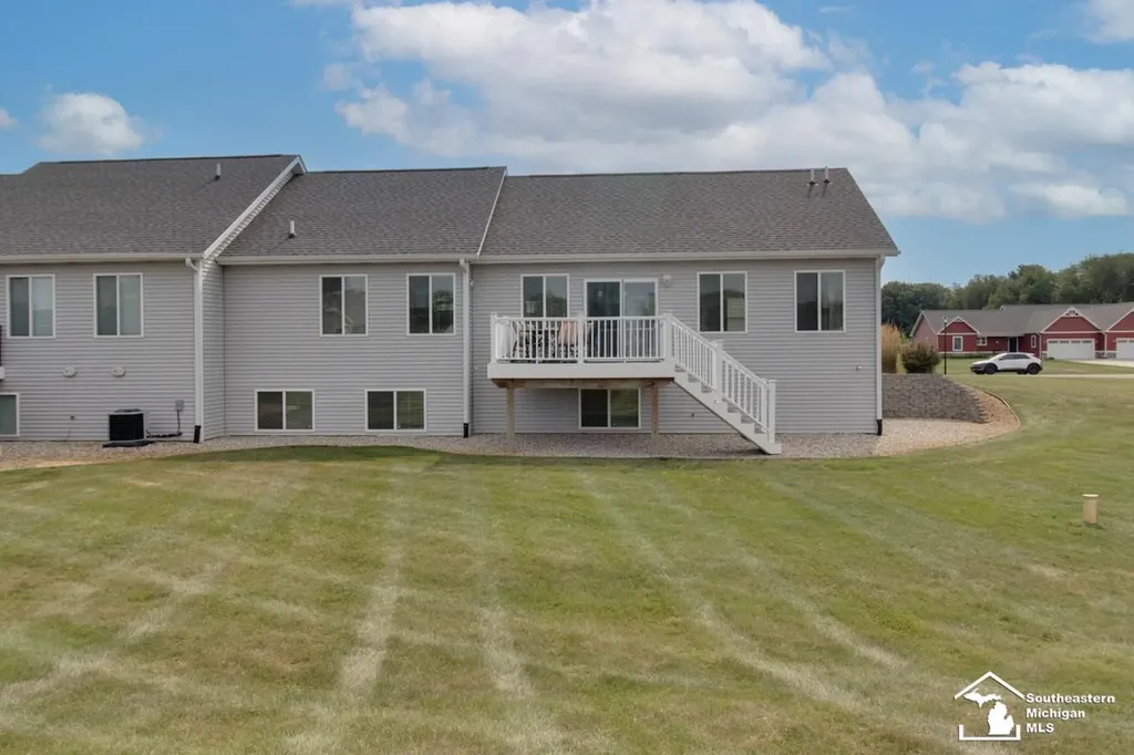 11795 Quail Run Leroy Township MI 49015