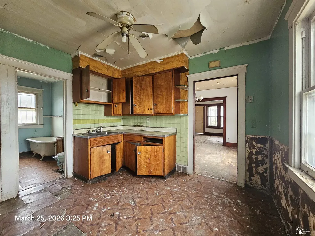 7501 Tumey Street Detroit City MI 48234