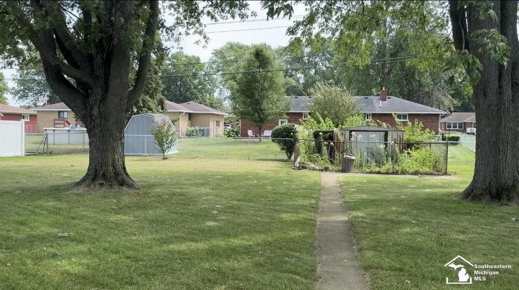 5023 W Albain Road Monroe Charter Township MI 48161