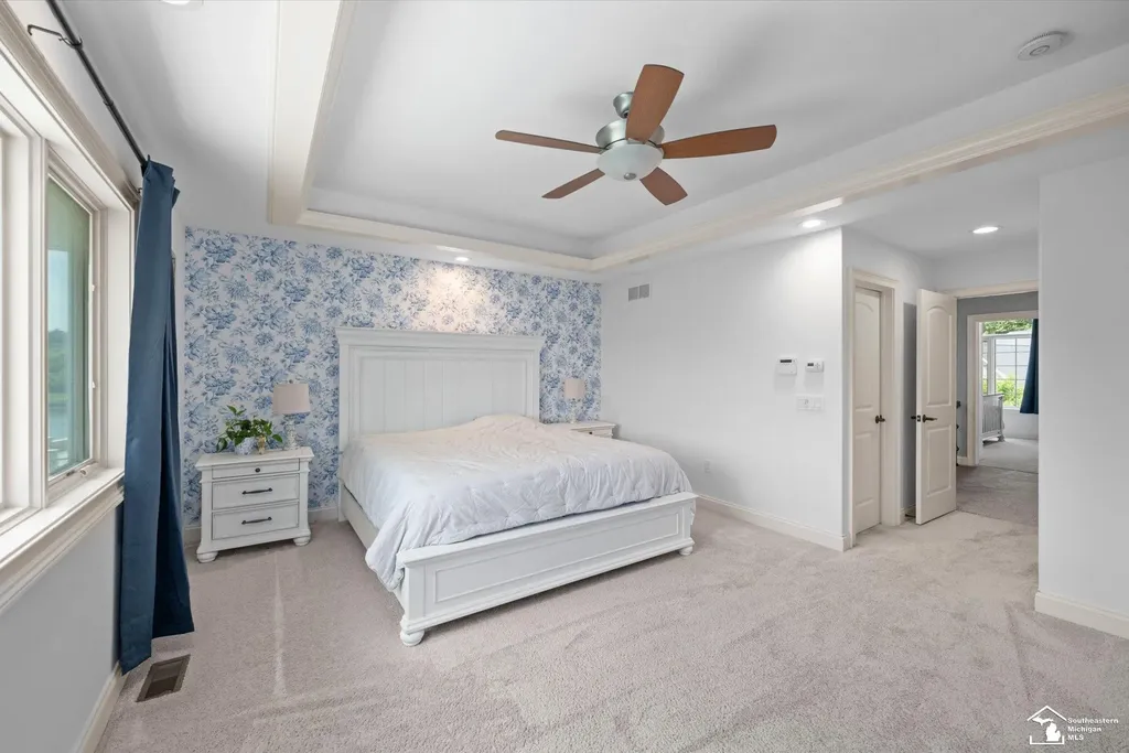 6615 Summerlyn Boulevard Bedford Township MI 48144