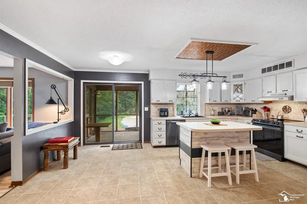 3867 Timber Creek Street Bedford Township MI 48144