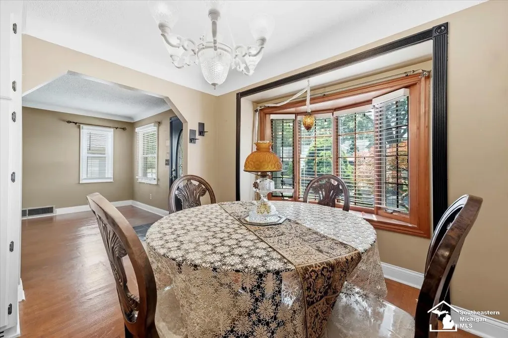 1514 Leblanc Street Lincoln Park City MI 48146