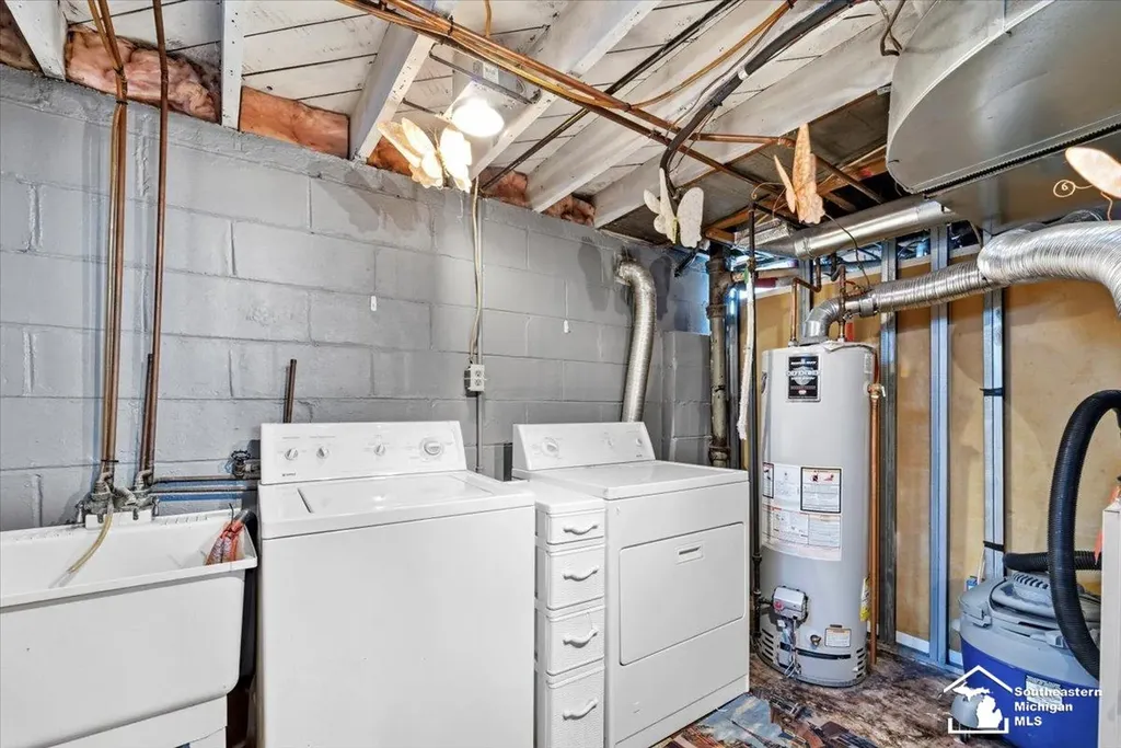 1514 Leblanc Street Lincoln Park City MI 48146