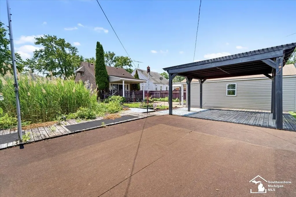 1514 Leblanc Street Lincoln Park City MI 48146