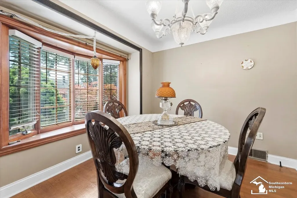1514 Leblanc Street Lincoln Park City MI 48146