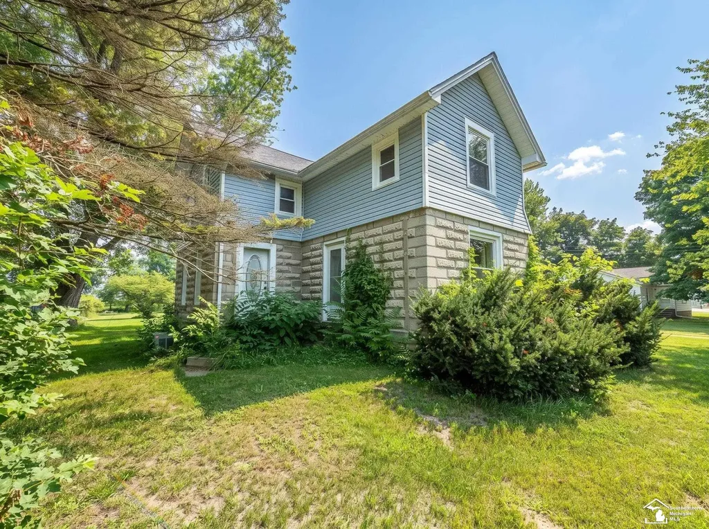 4970 Bluebush Road Raisinville Township MI 48162