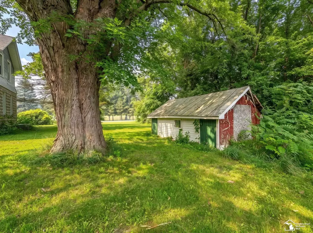 4970 Bluebush Road Raisinville Township MI 48162