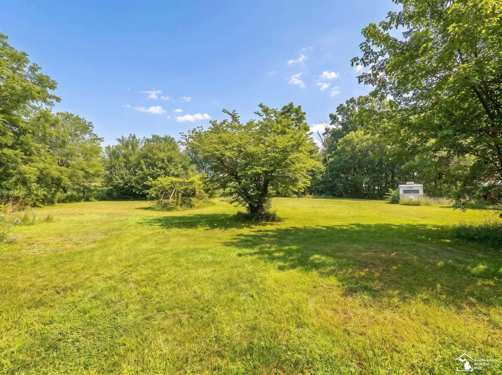 4970 Bluebush Road Raisinville Township MI 48162