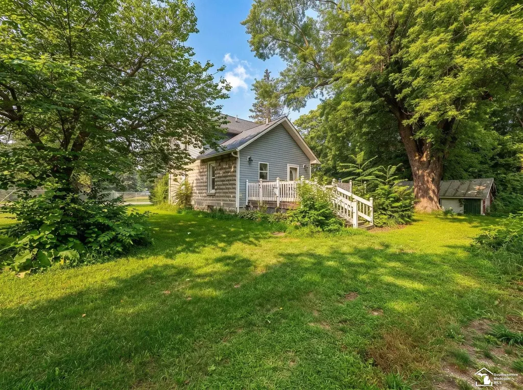 4970 Bluebush Road Raisinville Township MI 48162