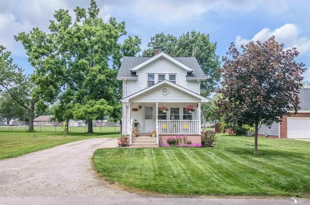 2042 Wilson Drive Erie Township MI 48133