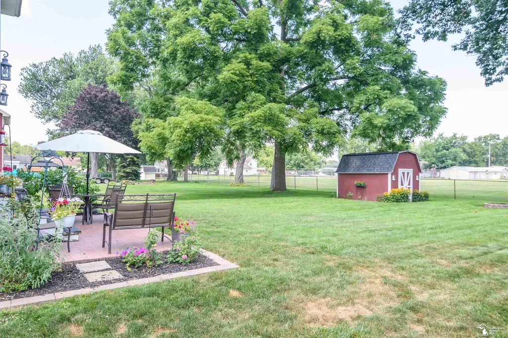 2042 Wilson Drive Erie Township MI 48133