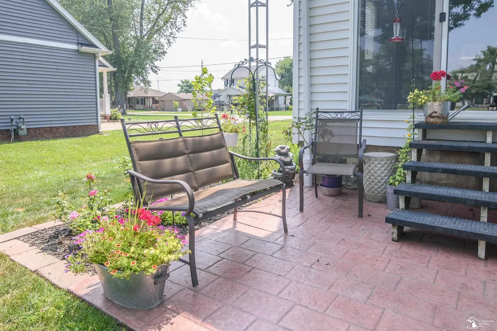 2042 Wilson Drive Erie Township MI 48133