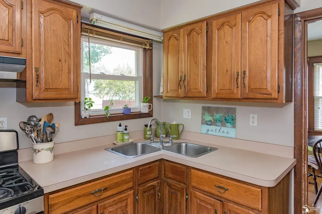 2042 Wilson Drive Erie Township MI 48133