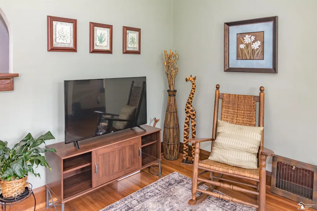 2042 Wilson Drive Erie Township MI 48133