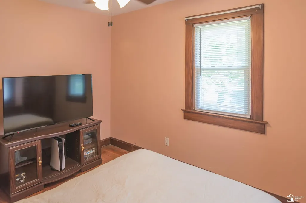 2042 Wilson Drive Erie Township MI 48133