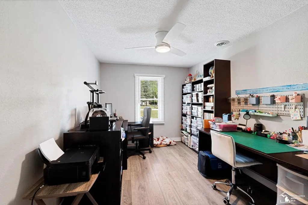 1811 Center Drive Bedford Township MI 48182