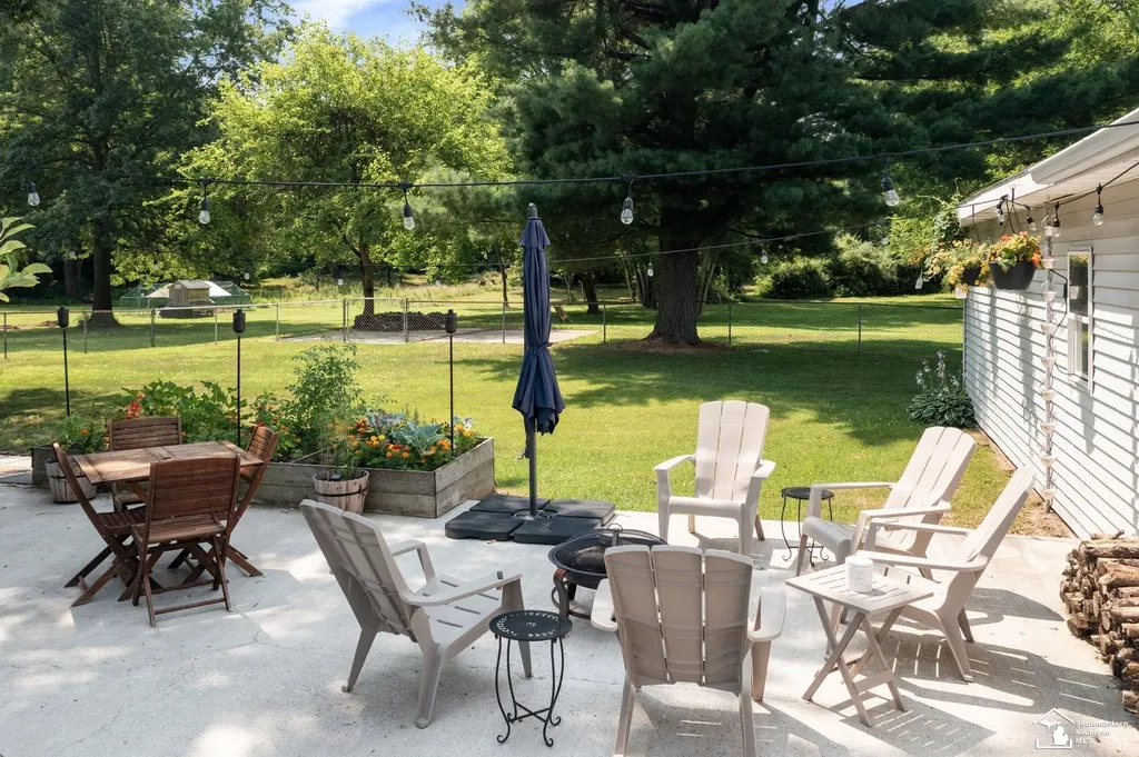 1811 Center Drive Bedford Township MI 48182