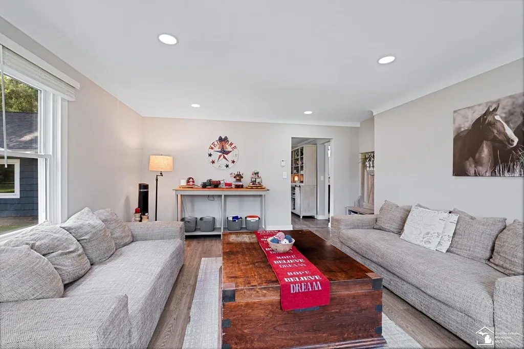 1811 Center Drive Bedford Township MI 48182