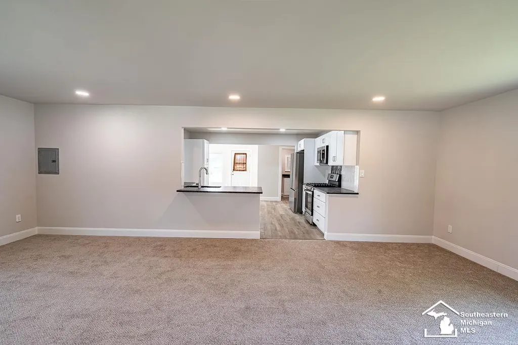 13911 Alton Road Monroe Charter Township MI 48161