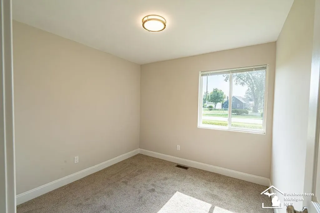 13911 Alton Road Monroe Charter Township MI 48161