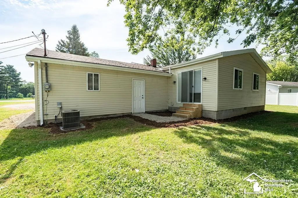 13911 Alton Road Monroe Charter Township MI 48161
