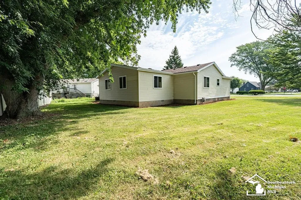 13911 Alton Road Monroe Charter Township MI 48161