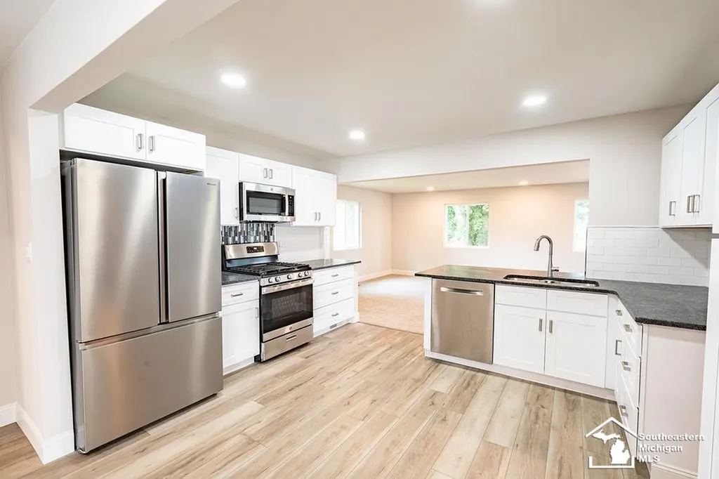 13911 Alton Road Monroe Charter Township MI 48161