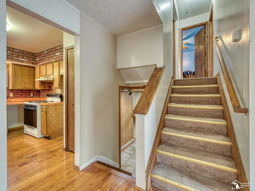 10191 Yensch Road London Township MI 48159