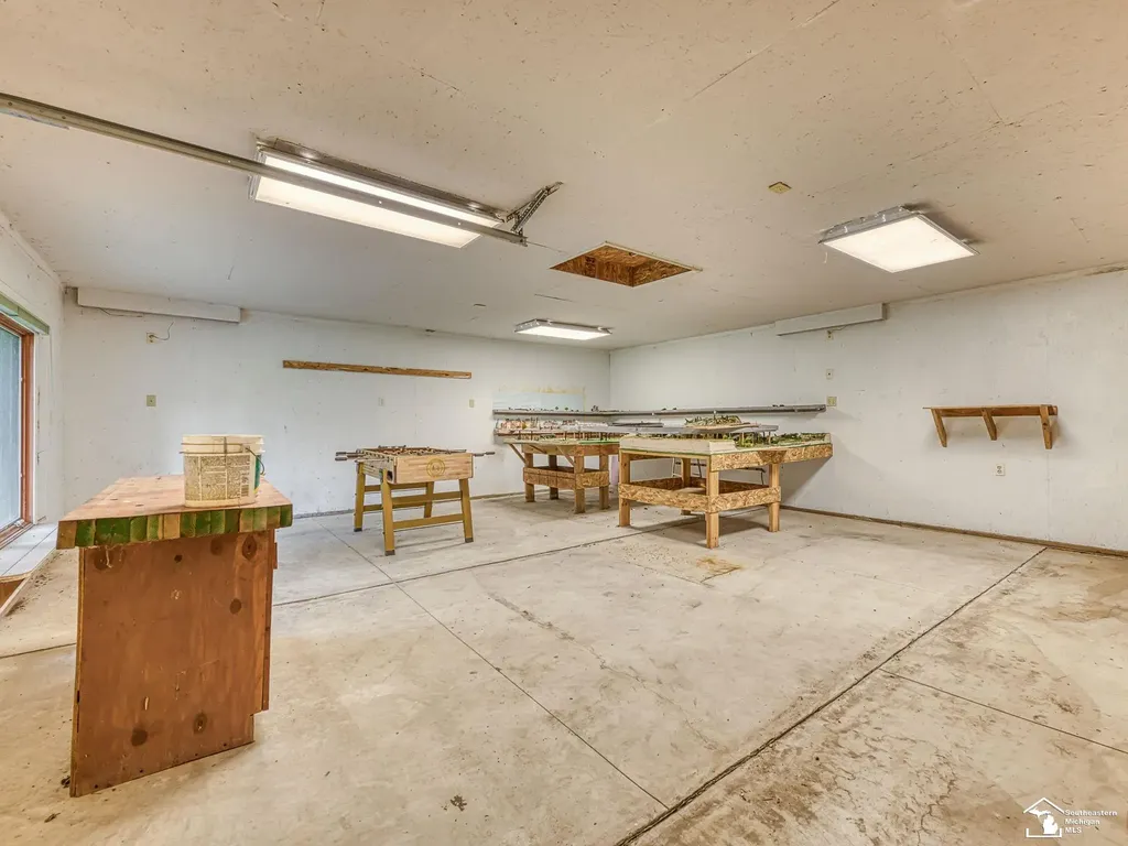 10191 Yensch Road London Township MI 48159