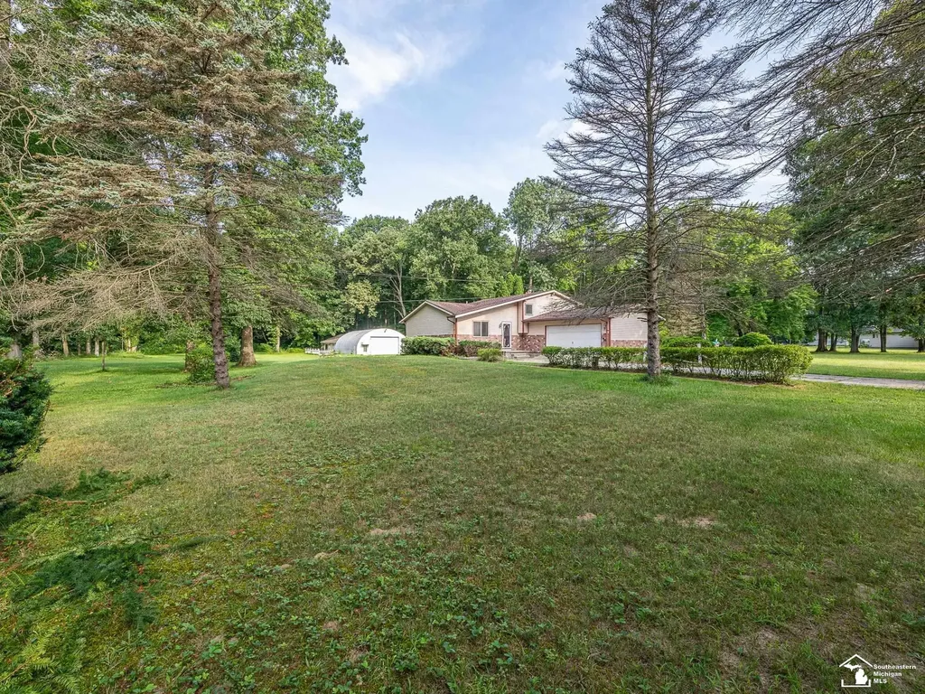 10191 Yensch Road London Township MI 48159
