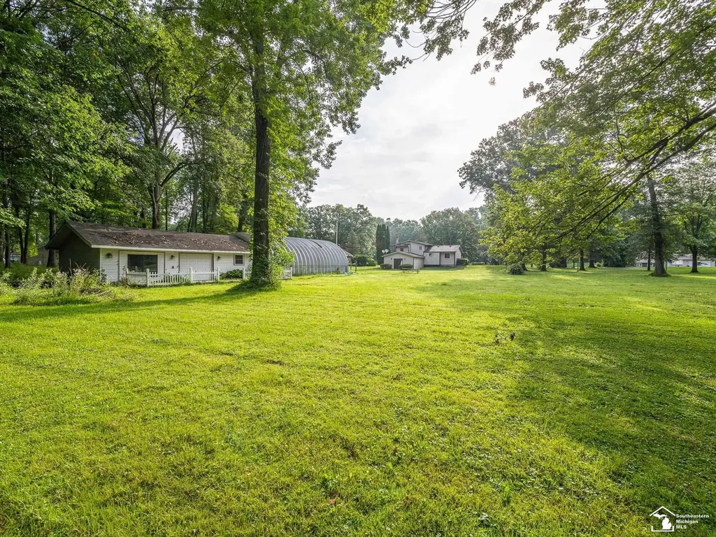 10191 Yensch Road London Township MI 48159